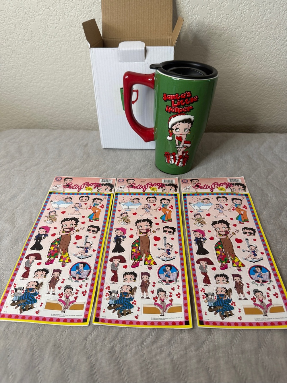 Betty Boop Green Travel Mug with Red Handle and Sticker Sheets New